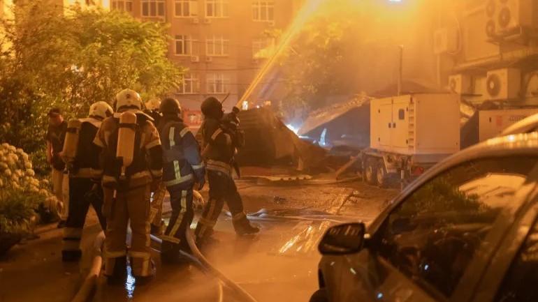 8 killed, 34 injured in Russian strikes on Kyiv