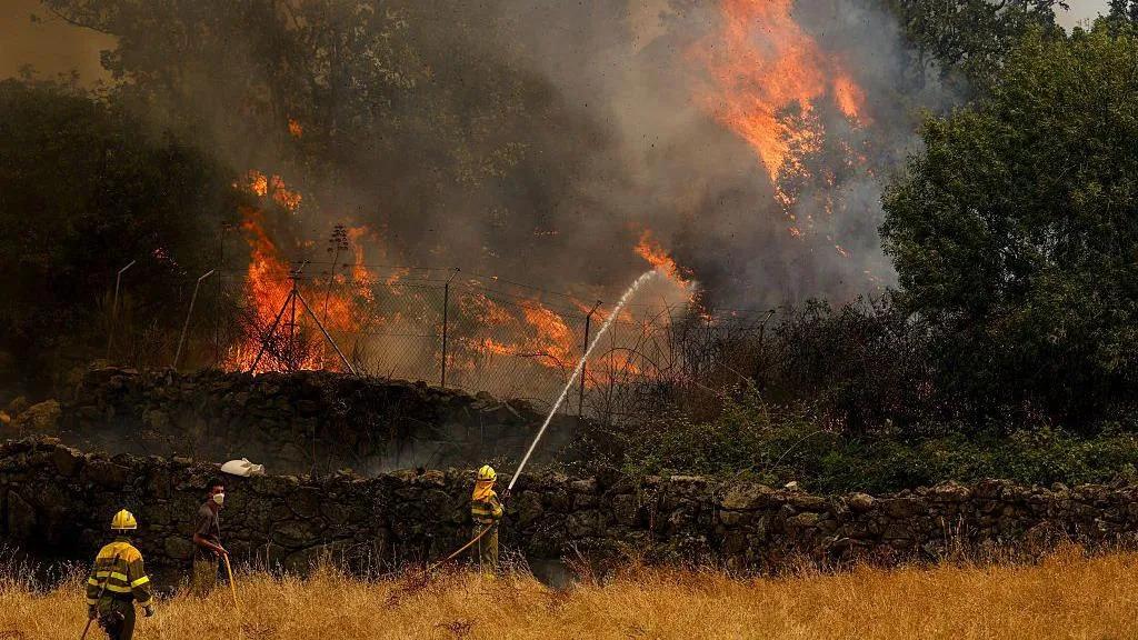 Wildfires force evacuation of more than 220,000 in France, Spain