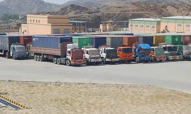 پاکستان به ۲۶ کانتینر برنامۀ جهانی غذا اجازۀ ورود به افغانستان از طریق تورخم را داد