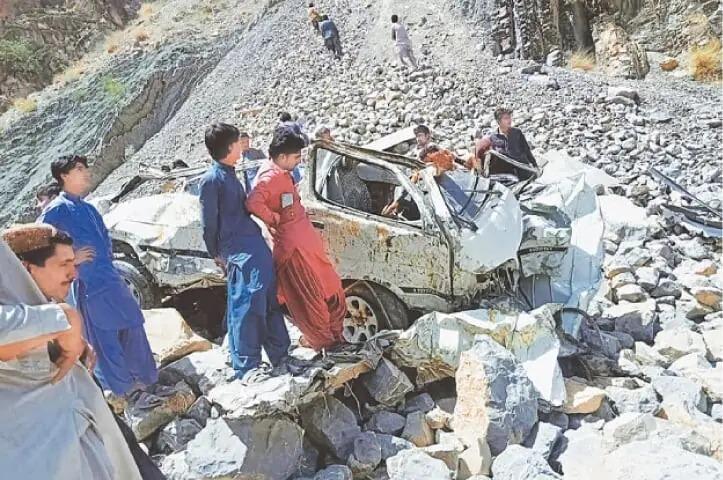 در رویداد ترافیکی در بلوچستان شش عضو یک خانواده جان باخته‌اند
