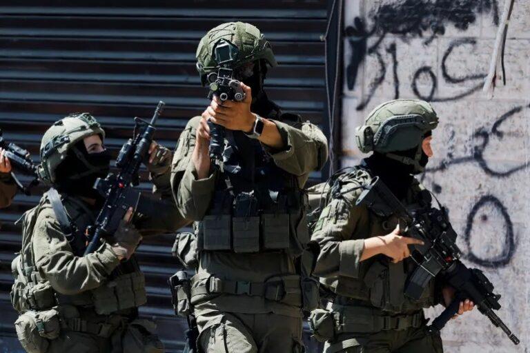 یورش گستردۀ نیروهای اسرائیلی به اردوگاه قلندیا؛ ۵۱ فلسطینی زخمی شدند