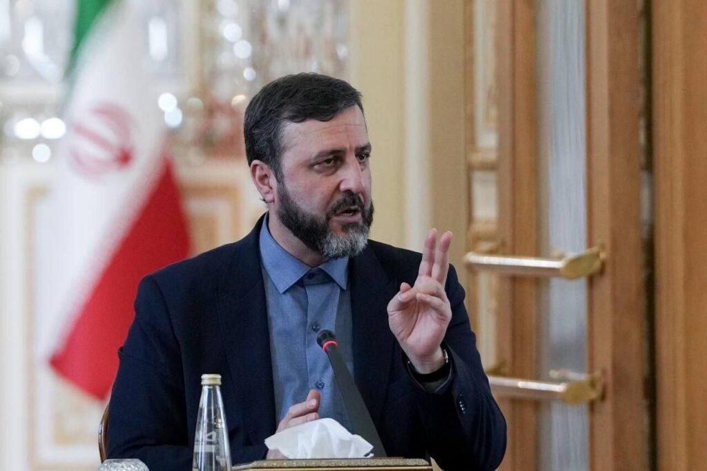 ایران: تفاهم ایران و عمان دربارۀ ترتیبات تنگۀ هرمز در آستانۀ نهایی شدن است