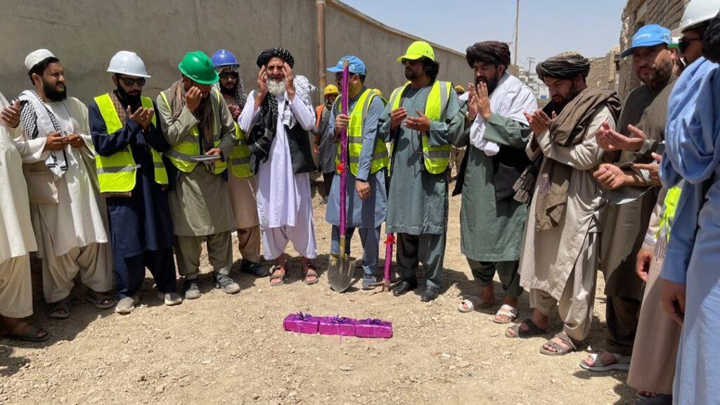کندهار ښار کې د ۲۵۰ میلیون افغانیو په لګښت د ۴۰ رغنيزو پروژو چارې پیل شوې