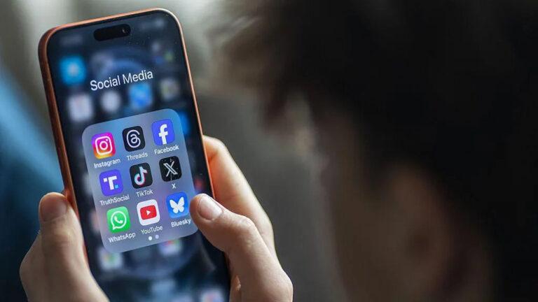 New Zealand proposes social media ban for under-16s