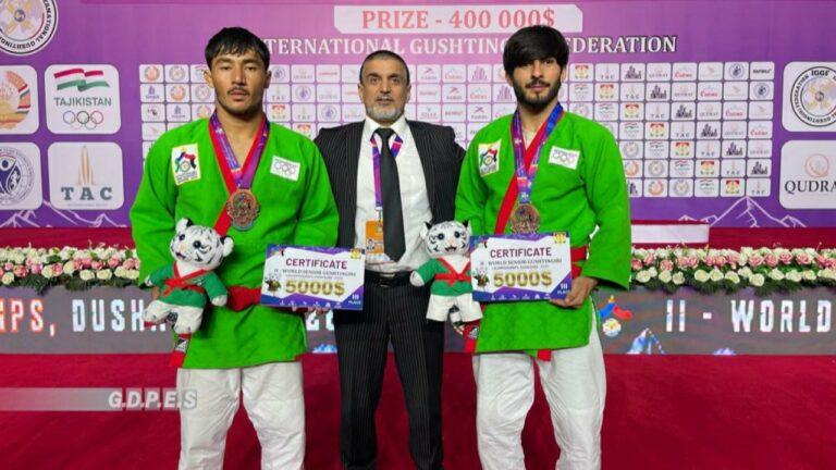 2 Afghan wrestlers win bronze medals at international event in Tajikistan
