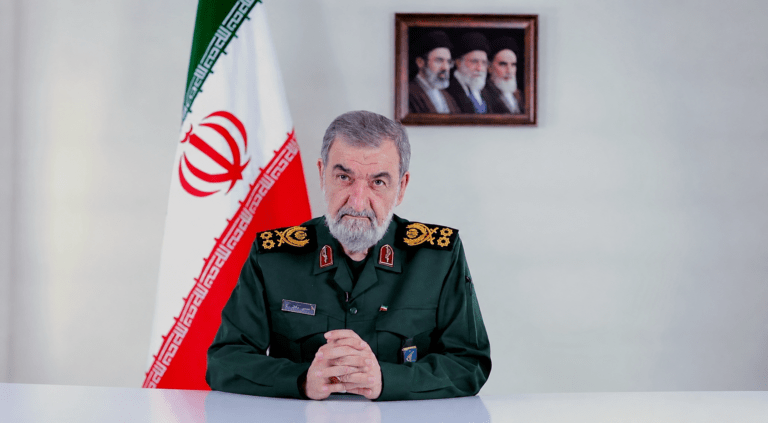 ایران از بازنگری اساسی در موضع عملیاتی علیه کشتی‌ها و پایگاه‌های امریکا خبر داد