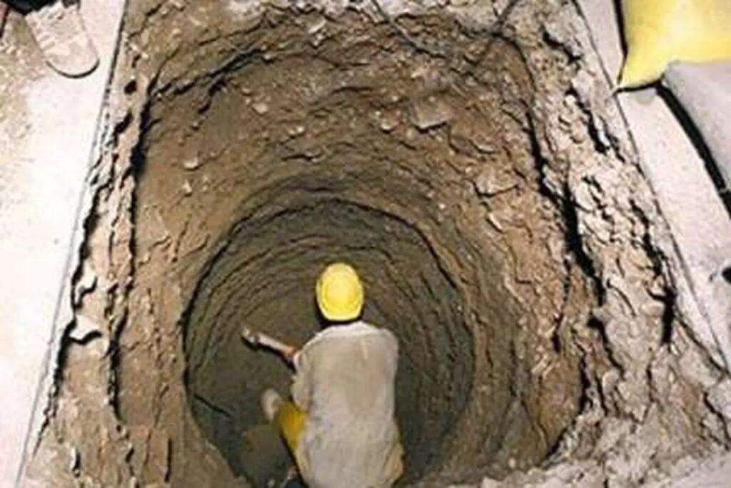 2 Afghan workers die from toxic gas while digging well in Iran