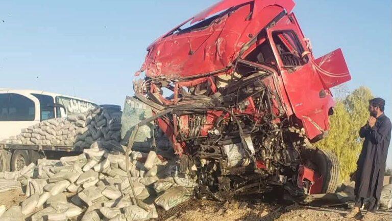 5 killed, 16 injured in Kandahar bus-trailer collision