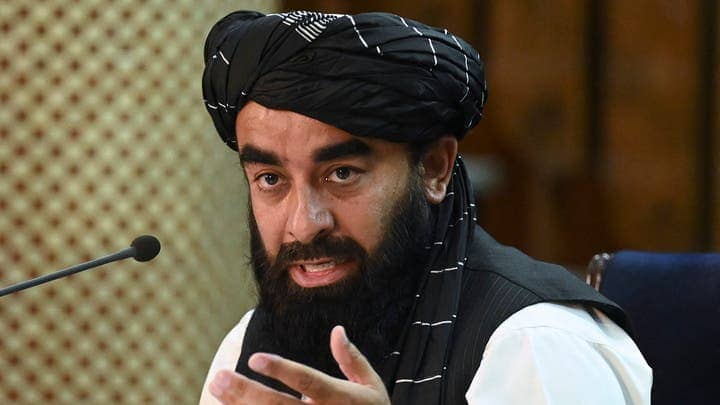 مجاهد: يوناما نړۍ ته د افغانستان منفي انځور وړاندې کوي؛ دغه چلند يې د بې‌طرفۍ له اصل سره په ټکر کې دی